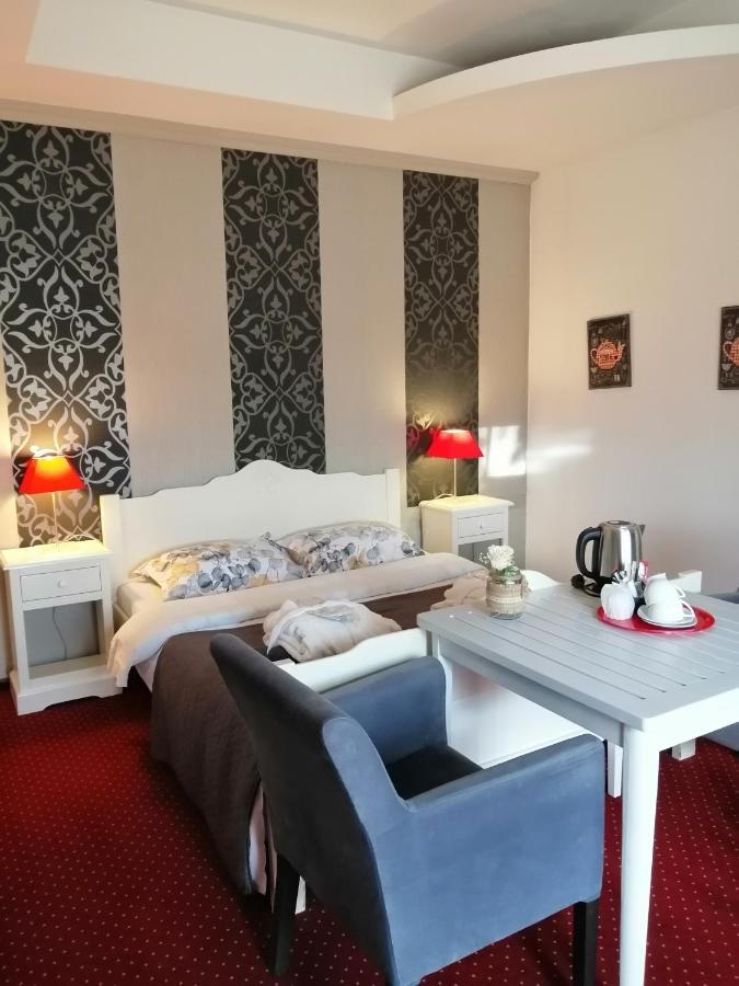 Bizant Boutique Hotel Bacău Екстериор снимка